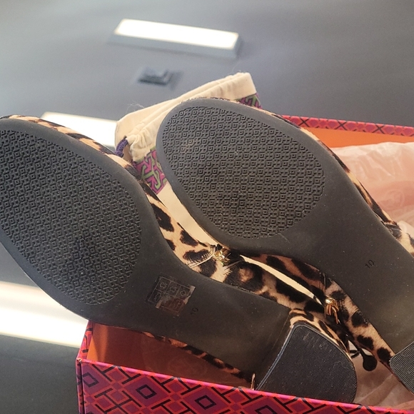 Tory Burch Laila Calfhair Bootie - Picture 4 of 6